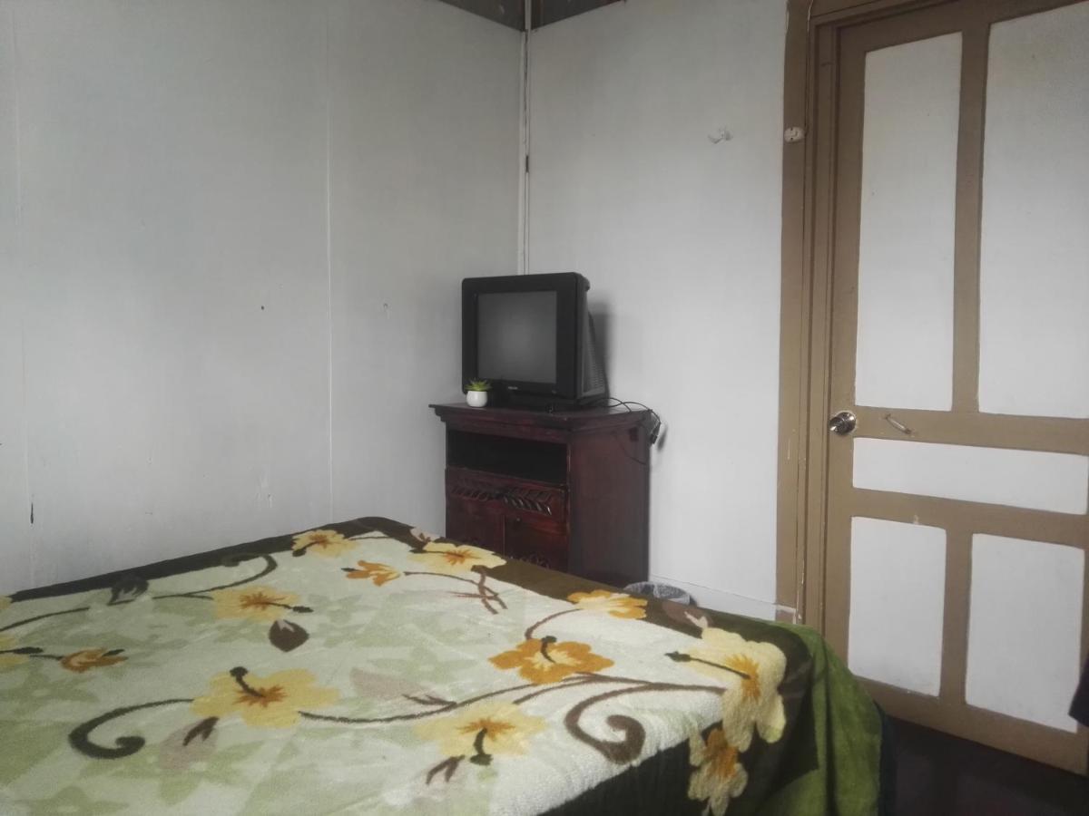 Hotel La Cuesta Сан Хосе Екстериор снимка
